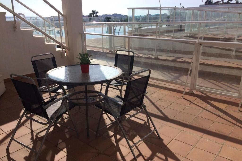 Bonito Apartamento En Primera Linea De Campo De Golf Y Vistas Al Mar Мохакар Экстерьер фото